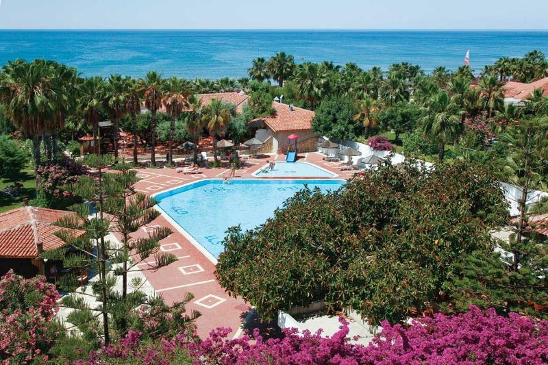 Hotel Defne Ana